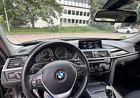 BMW 330d xDrive Touring Sport Line Automatic Spo...