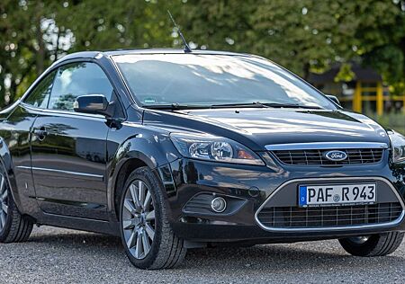 Ford Focus CC 2,0 Black Magic Cabrio m. el. Klappdach