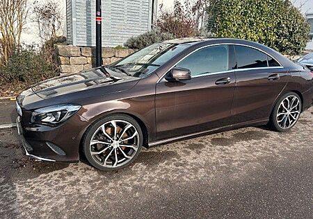Mercedes-Benz CLA 250