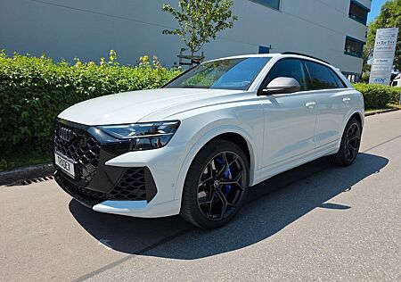 Audi RS Q8 RSQ8 performance RS-Abgas/Bose/23Zoll/305km/h