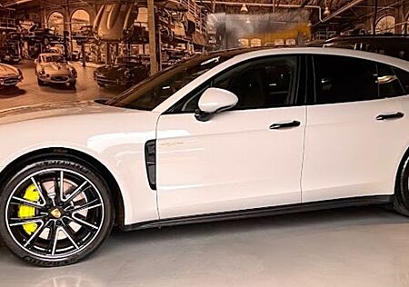 Porsche Panamera 4E-Hybrid *LED*PANO*SPORT-CHRONO*KREIDE