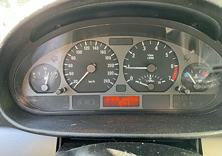 BMW 318i touring