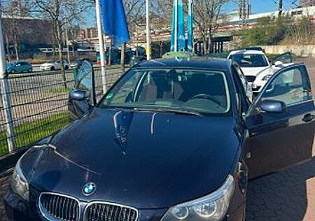 BMW 523i touring -