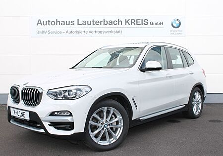 BMW X3 30i xLine NAVI, LED, HUD, PANO, AHK, Dt. FZG!