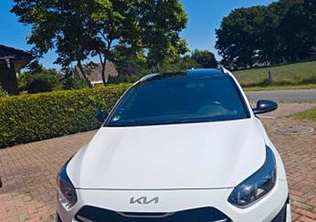 Kia Cee'd Sportswagon GT Line mit el.Schiebeda
