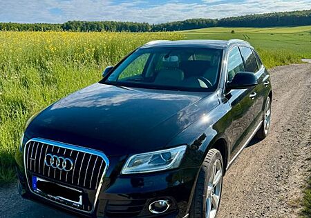 Audi Q5 3.0 TDI quattro - Xenon, Navi, AHK, Panorama