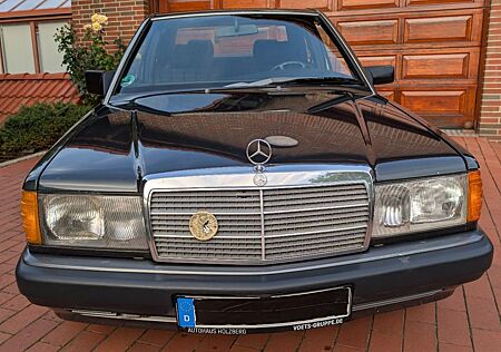 Mercedes-Benz 190 gebraucht kaufen Mercedes-Benz 190 SPORTLINE 2.Hand E2.0 TÜV 7/2026 Benzin