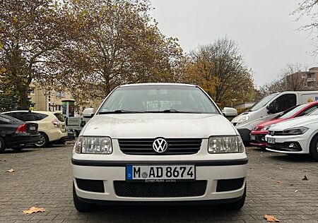 VW Polo Volkswagen Automatik