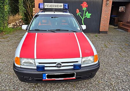 Opel Astra Sonder-Kfz Feuerwehr F Caravan California