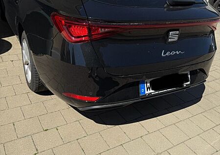 Seat Leon 1.0 eTSI 81kW FR DSG Sportstourer FR
