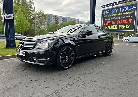 Mercedes-Benz C 250 BlueEFF. Coupé Edition 1 Autom. Edition 1