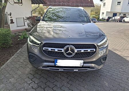 Mercedes-Benz GLA 220 GLA d 4Matic