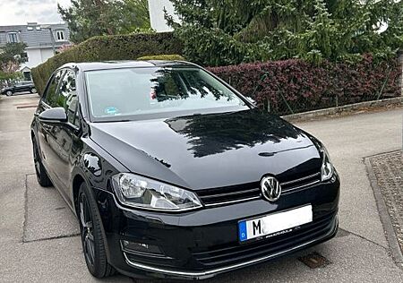 VW Golf Volkswagen 1.2 TSI 63kW Trendline Variant Trendline