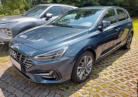 Hyundai i30 Edition 30+ Voll-LED Navi Kamera Sitzheizung