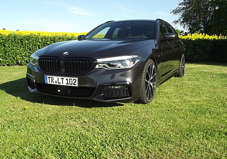 BMW 540i xDrive Touring A -