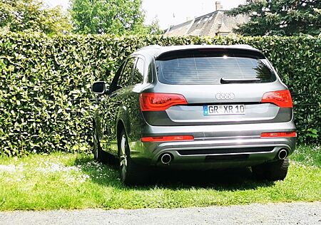 Audi Q7 3.0 TDI (DPF) quattro tiptronic 7 Sitzer 3xSl