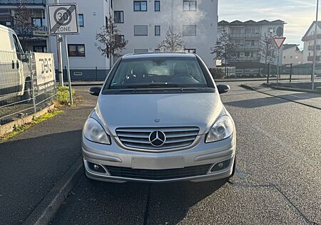 Mercedes-Benz B 170 TÜV NEU / 2-Hand