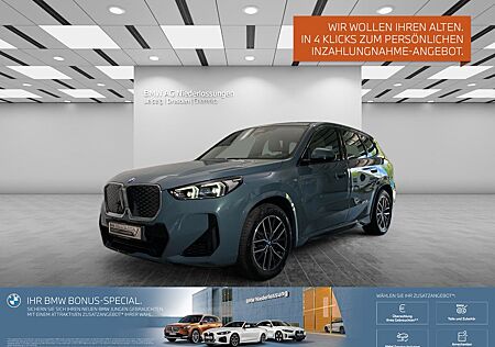 BMW iX1 xDrive30 M Sport AHK LiveCockpitProf Kamera