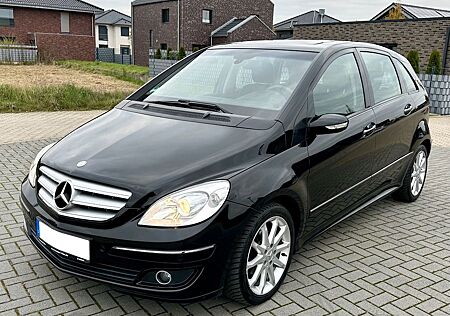 Mercedes-Benz B 200 - Automatik - TÜV Neu