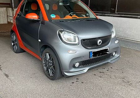 Smart ForTwo Cabrio BRABUS Edition *NAVI*JBL*KAMERA*