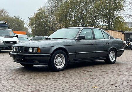 BMW 535 Oldtimer/SCHIEBEDACH/KLIMA/2.HAND/ SCHECKHEF