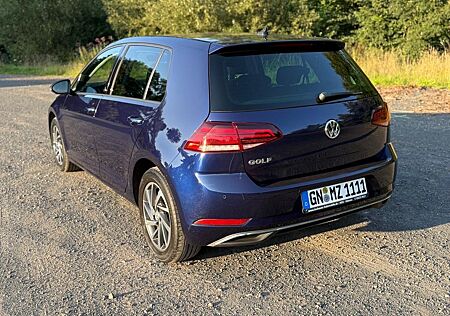 VW Golf Volkswagen 1.0 TSI Sound 6 Gang Getriebe Face Lift