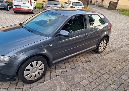 Audi A3 1.6 Ambiente Ambiente