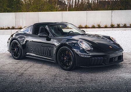 Porsche 992 .2 Targa 4 GTS / Lift / Carbon/ Burmester