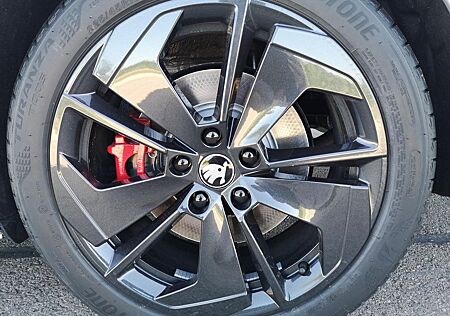 Skoda Octavia Combi 2.0 TSI 195 kW RS Kombi ABT 2.0...