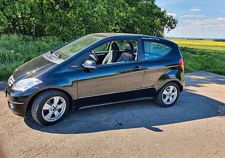 Mercedes-Benz A 160 AVANTGARDE BlueEFFICIENCY AVANTGARDE