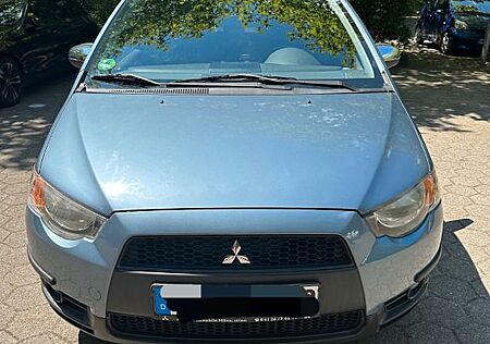 Mitsubishi Colt 1.3 Intense Intense Tüv 06/27