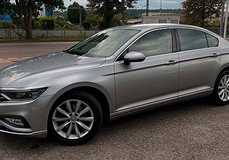 VW Passat Volkswagen Lim. HIGHLINE,MATRIX,ALCANTARA,TOP!!!!!