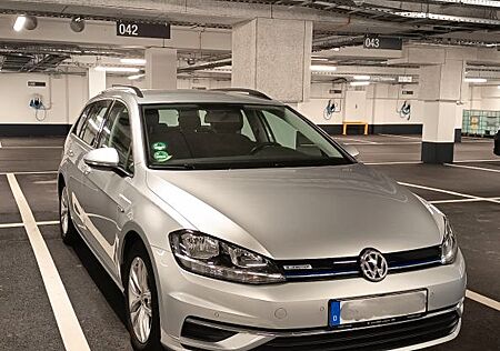 VW Golf Volkswagen 1.5 TSI ACT 96kW Comfort Var BlueMotion...
