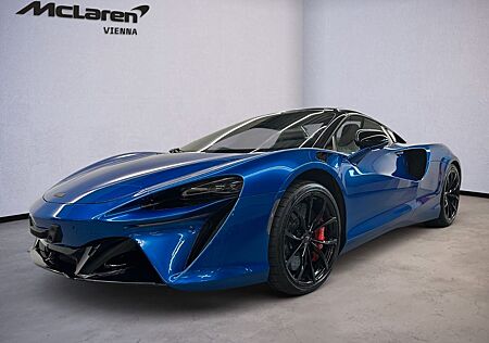 McLaren Artura Spider/MSO Volcano Blue/B&W Audio