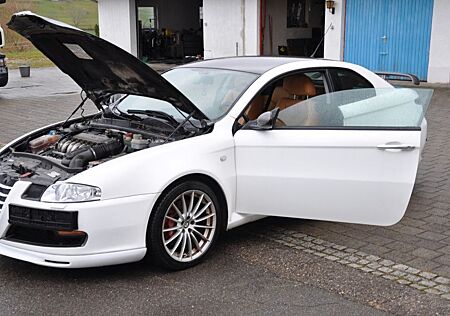 Alfa Romeo GT gebraucht kaufen Alfa Romeo GT 3.2 V6 24V Distinctive Distinctive