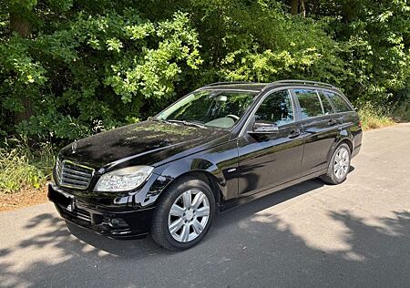 Mercedes-Benz C 180 CGI T BlueEFFICIENCY AVANTGARDE AVANTGARDE