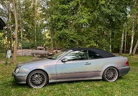 Mercedes-Benz CLK 320 Elegance Cabrio