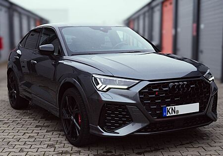 Audi RS Q3 RSQ3 2.5 TFSI S tronic quattro