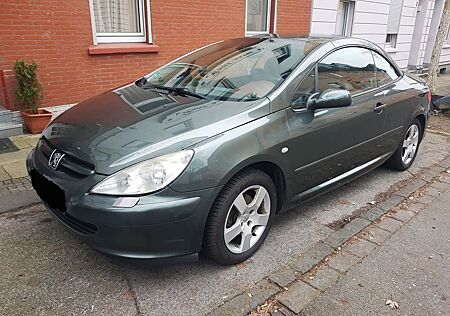 Peugeot 307 CC TÜV 07/26 angemeldet