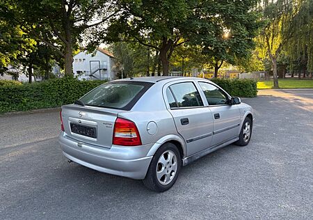 Opel Astra 1.6 16V Edition 2000 Edition 2000