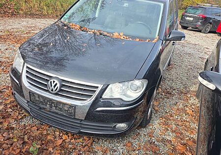 VW Touran Volkswagen Highline