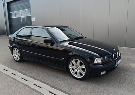 BMW 316i Compact -