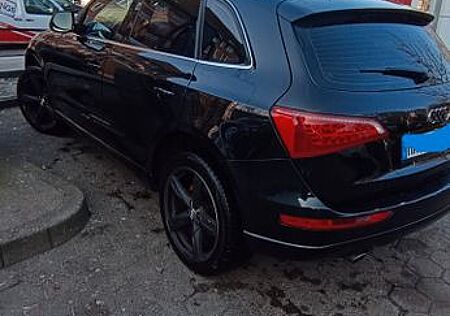 Audi Q5 2.0 TFSI S tronic quattro -