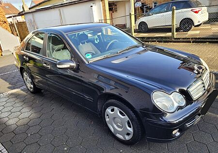 Mercedes-Benz C 200 CDI AVANTGARDE