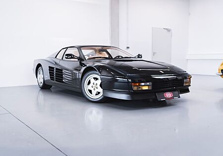 Ferrari Testarossa *Nero Metallizzato / Traumzustand*