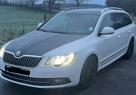 Skoda Superb 200 PS Standh. DSG 4x4 Elegance