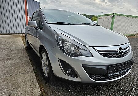 Opel Corsa 1.2 Automatik