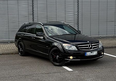 Mercedes-Benz 200 Mercedes w204 c200 Avantgarde carplay 2 hand