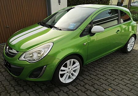 Opel Corsa 1.4 Color Edition Color Edition