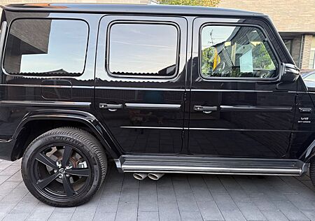Mercedes-Benz G 63 AMG Mercedes-AMG G 63 Mercedes-AMG
